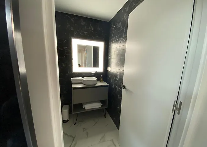 1907 Appart hôtel 4*